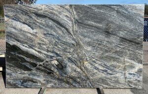 SOLIDATE BLACK 3CM POLISHED QUARTZITE